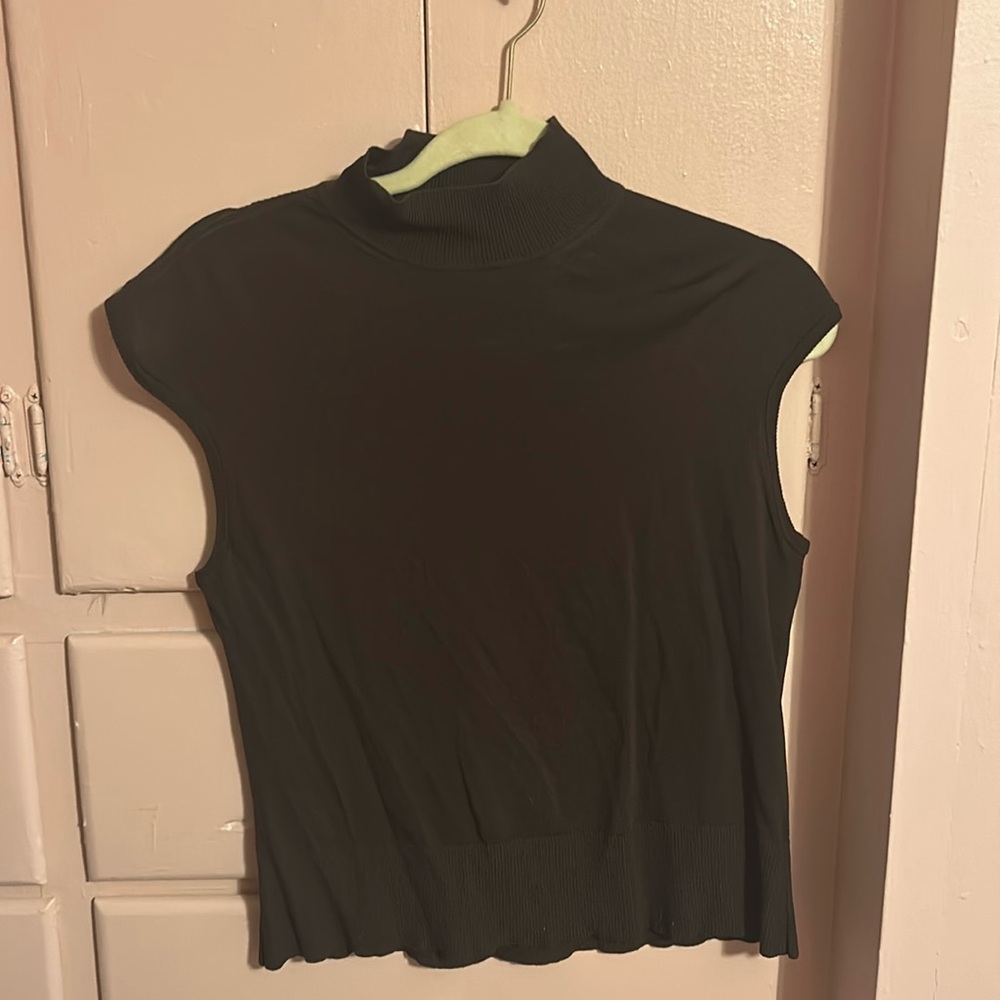 Brown sleeveless sweater